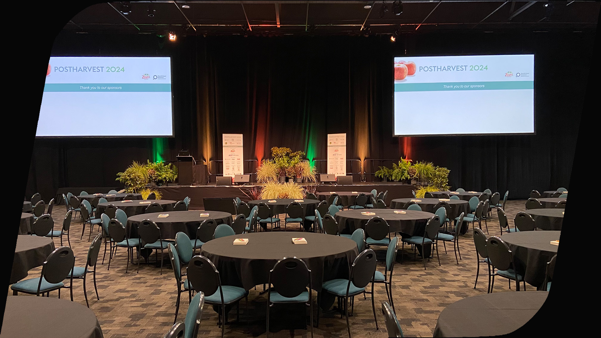 Vidcom supplies AV audio visual equipment and expertise for conferences, bringing your event to life.